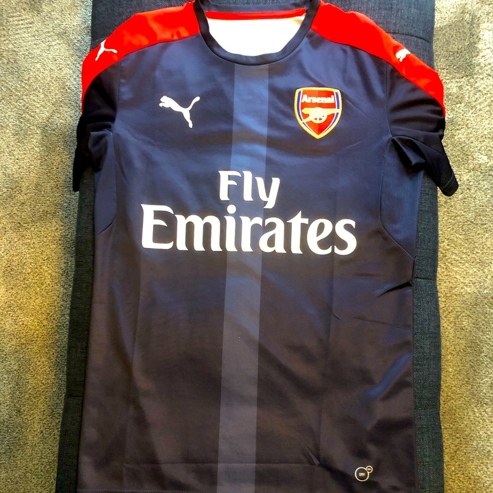Men’s Arsenal puma replica jersey - Small